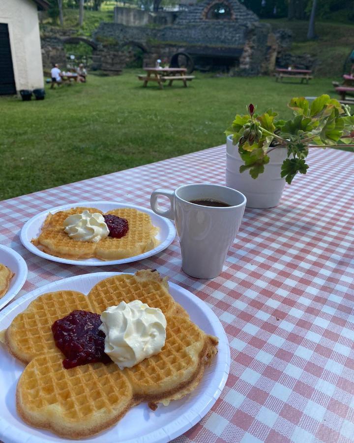 Eds Bruk Basecamp Vendégház Edsbruk Kültér fotó